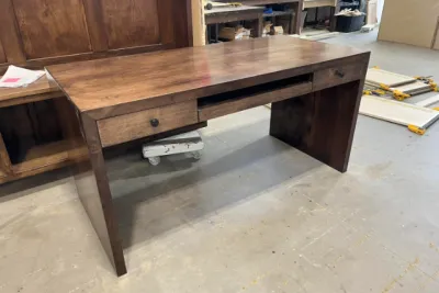 Desk11